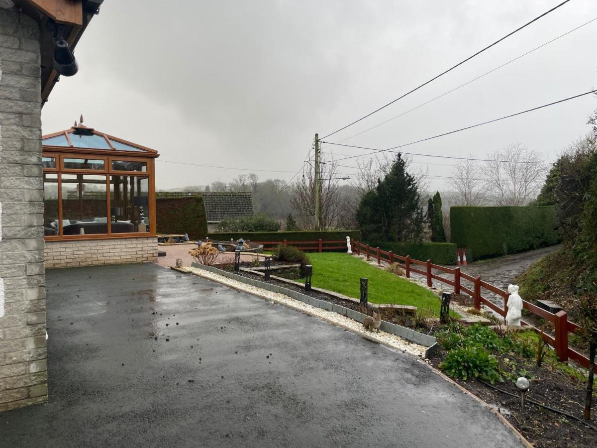 Dyffryn Taf - Spacious 3 Bedroom Bungalow Close To Amenities Сент-Клирс Экстерьер фото